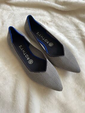 Rothy's herringbone pointed toe ballet flats womens 8 black white rare retired